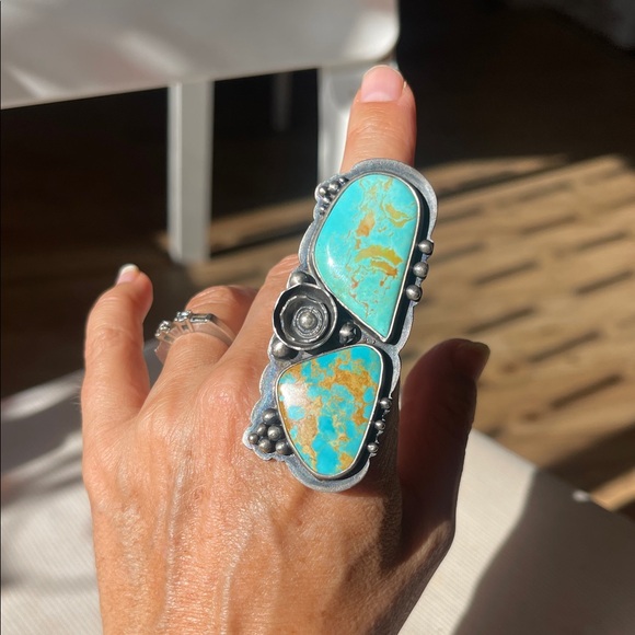 Mercury Orchard  vintage one of a kind Turquoise Silver Statement Ring - Picture 2 of 11